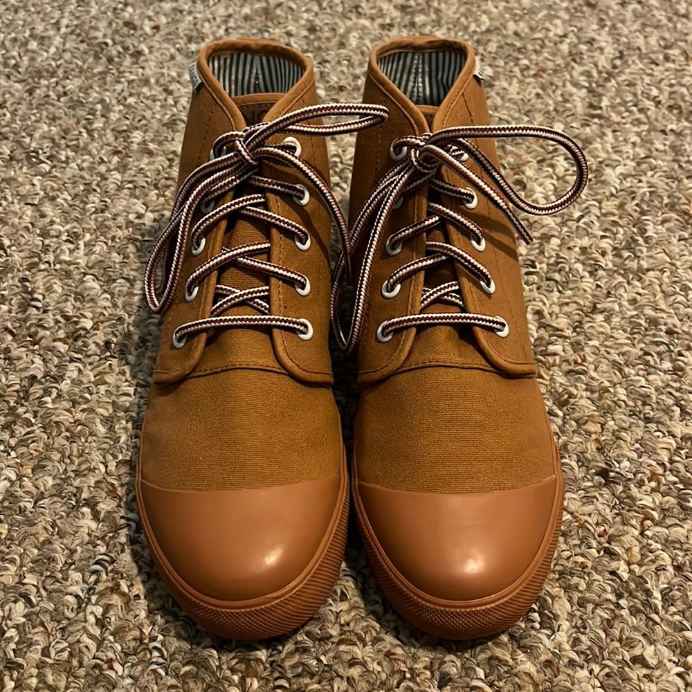 Bangs Hightop Shoes
